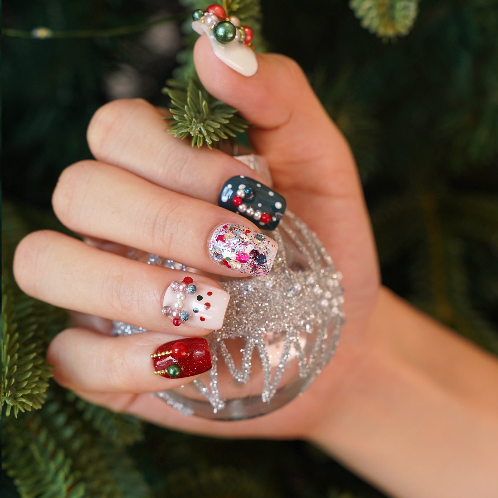 Siva Nail, Holiday Magic, Winter Wonderland, Handmade Press on Nails