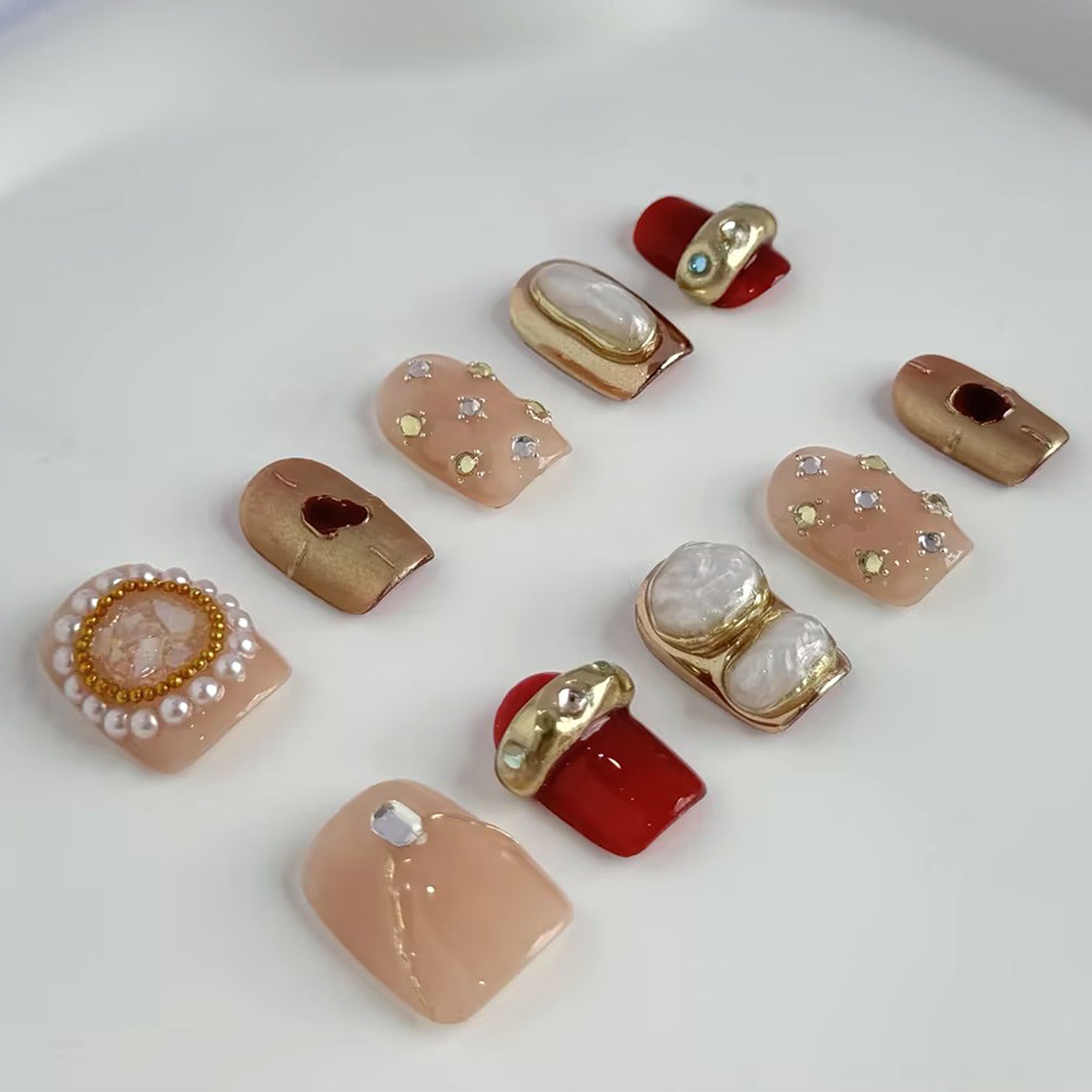 Siva Nail, Retro Radiance, Pearl Embellished, Handmade Press on Nails