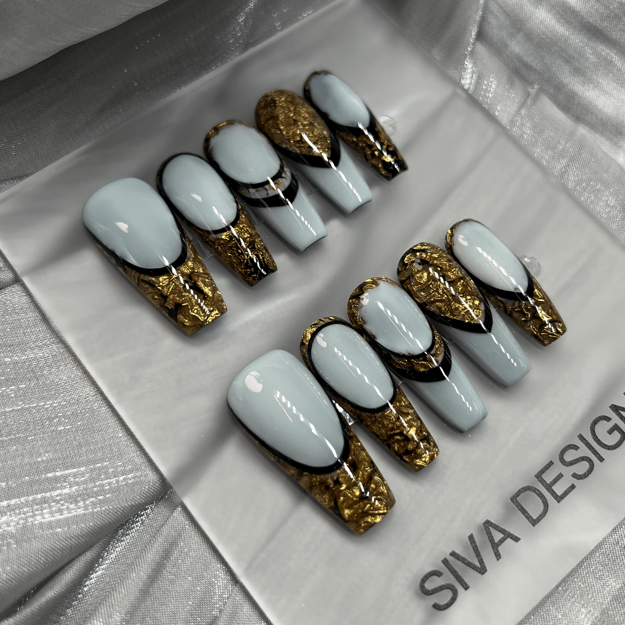 siva-nail-golddust-luxurious-gold-foil-acrylic-press-on-nails-2024-08-29-183126-_5