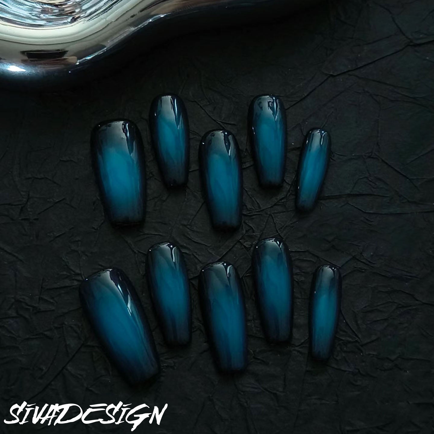 Siva Nail, Fading Sky, Gradient Blue Handmade Press on Nails