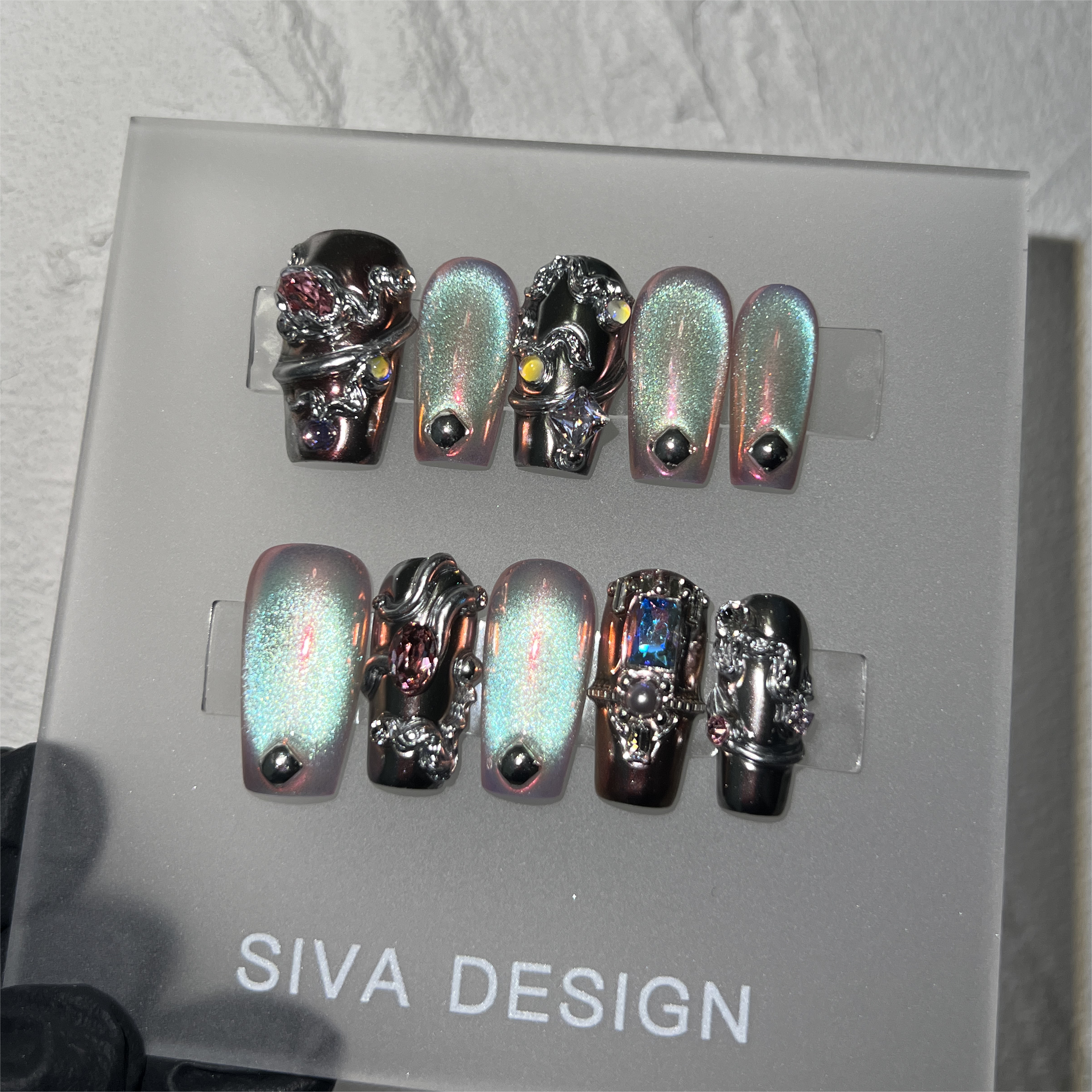 Siva Nail, Eclipse Edge, Metallic Style Handmade Press on Nails