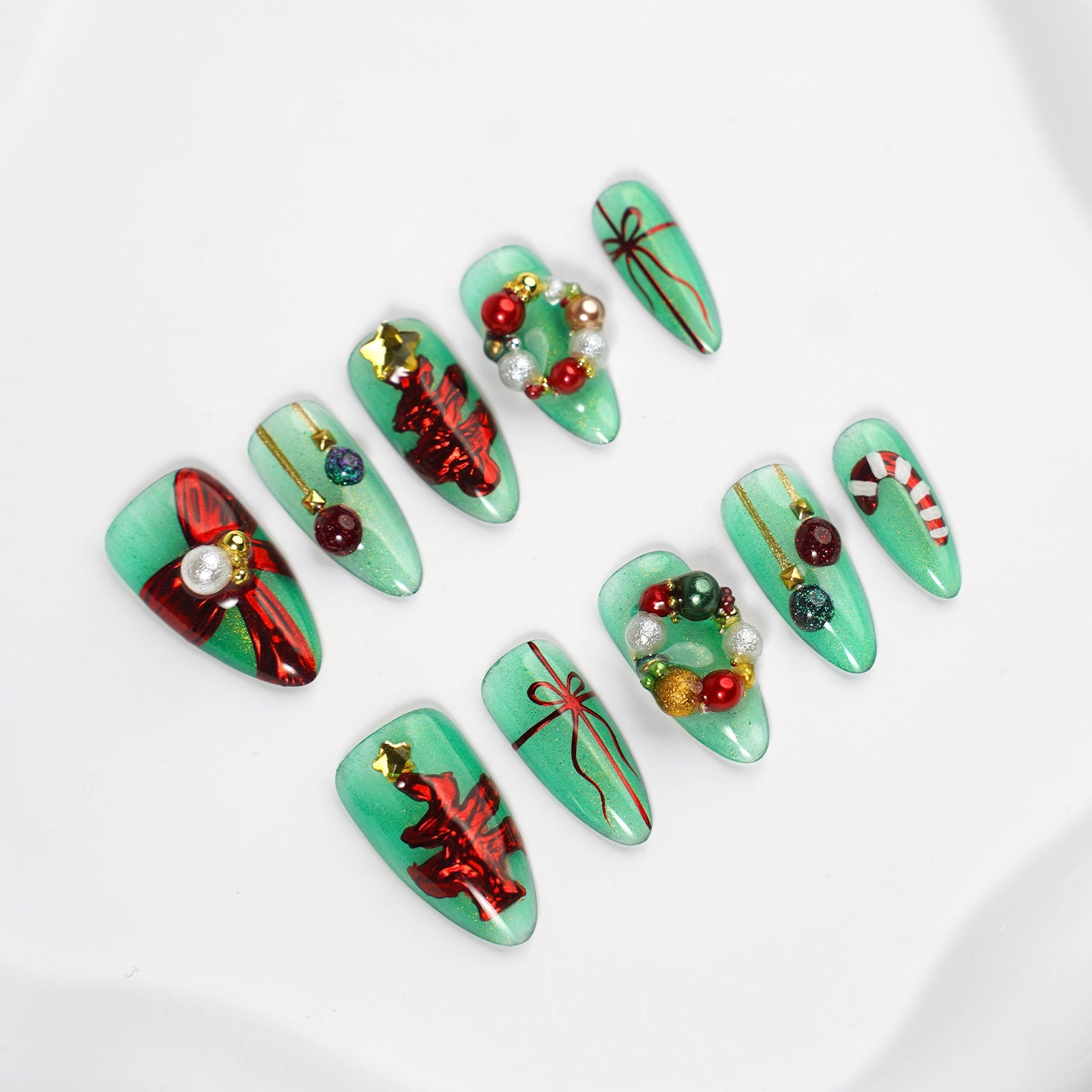 Siva Nail, Evergreen Enchantment, Christmas Wonderland, Handmade Press on Nails