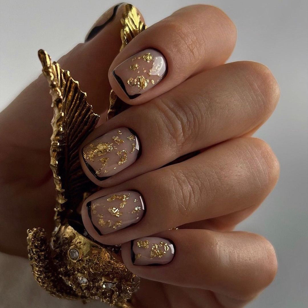 Siva Nail, Regal Majesty, Gold Accent Flair, Handmade Press on Nails