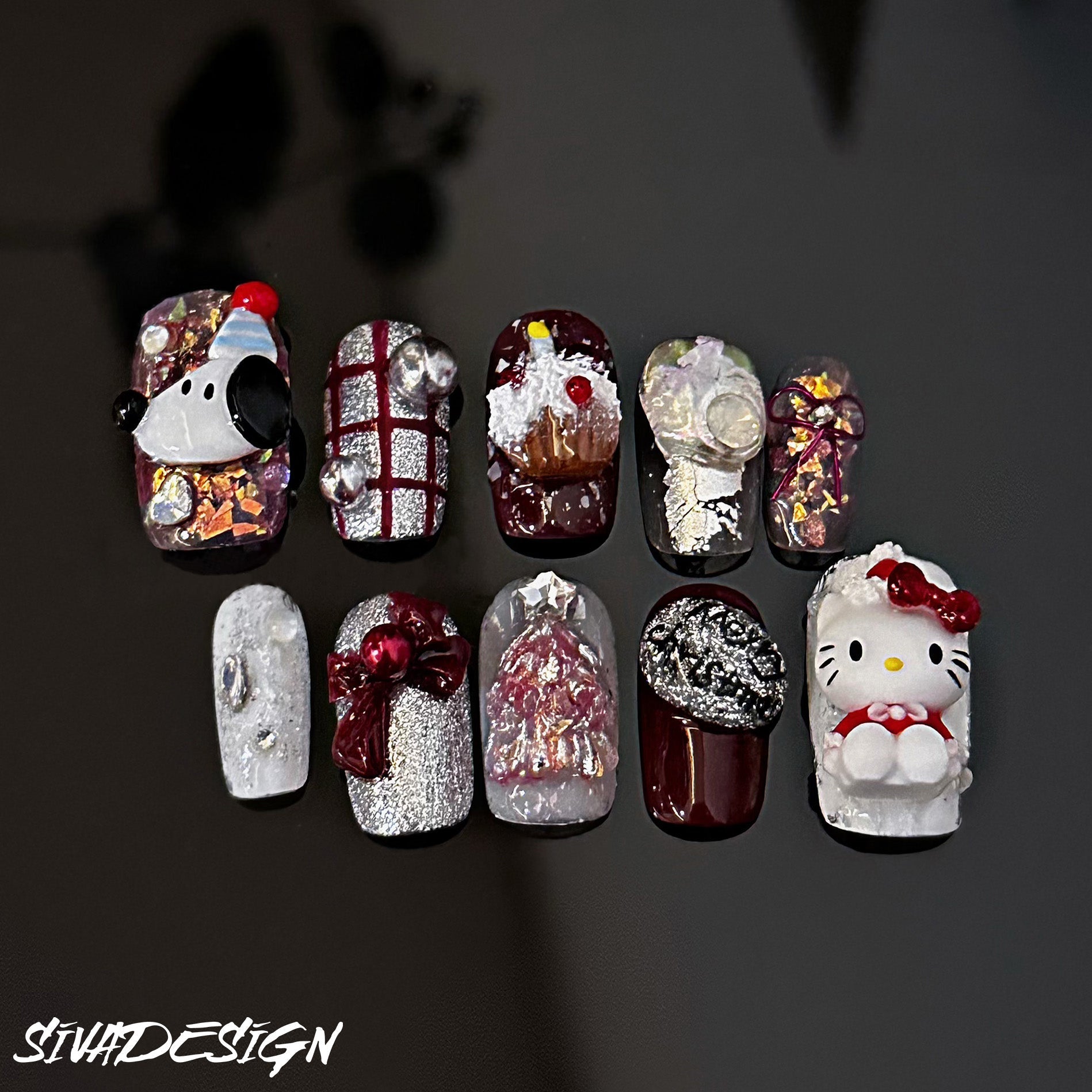 Siva Nail, Merry Moments, Festive Luxury Handmade Press on Nails