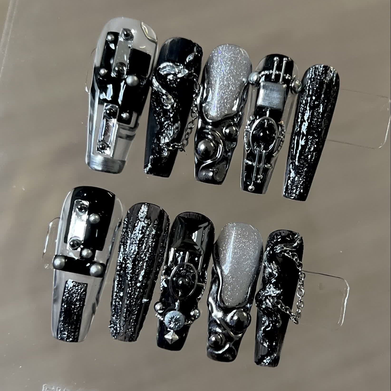 Siva Nail, Midnight Chains, Gothic Metal Style Handmade Press on Nails