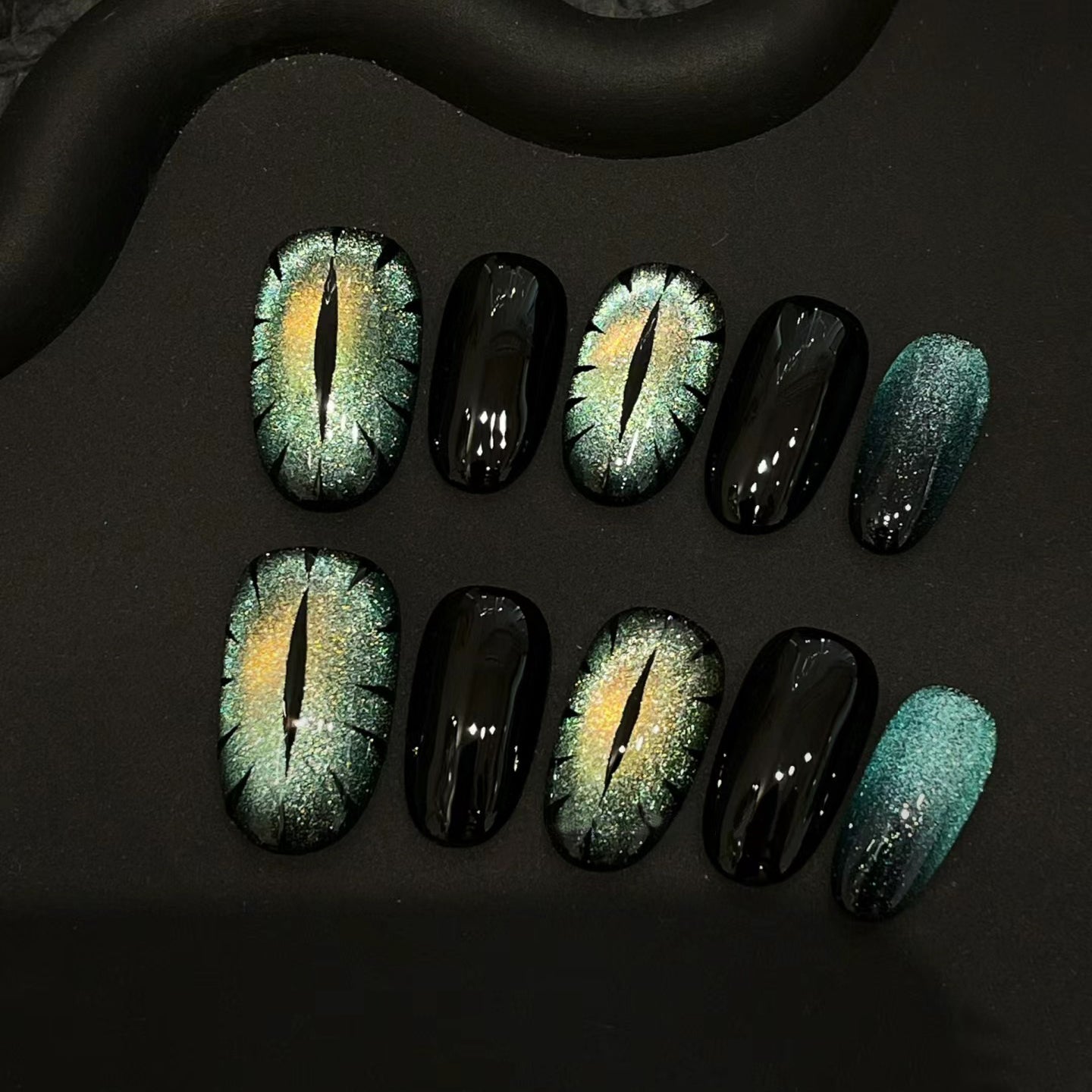 Siva Nail, Panther Peek, Wild Glam, Handmade Press on Nails