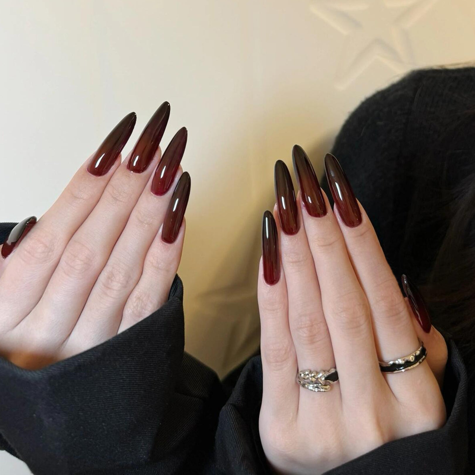 Siva Nail, Fade (Red), Simple Winter Ombre, Handmade Press on Nails