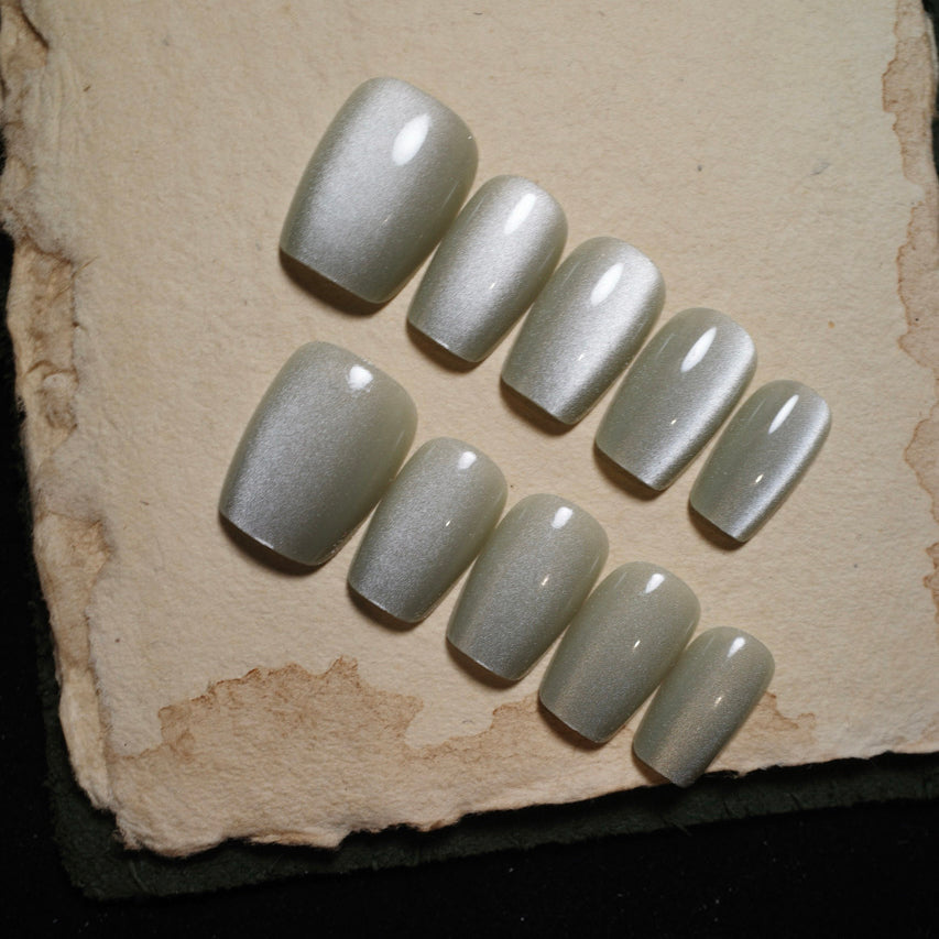 Siva Nail, Silken Shadows (Green), Minimalist Charm, Handmade Press on Nails